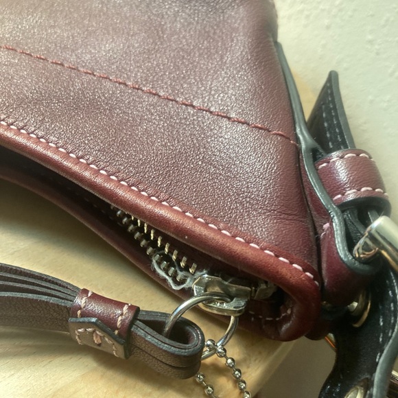 Coach Baguette Purse - Picture 8 of 8